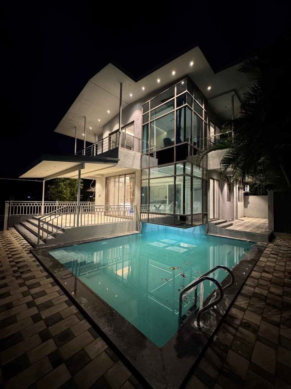Heaven river view (5bhk villa)
